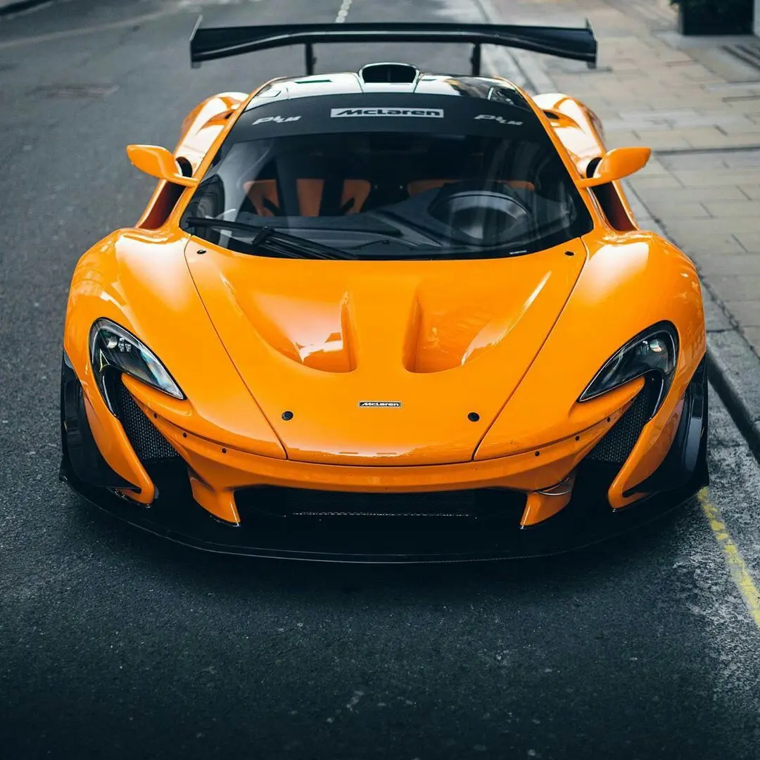 2016 McLaren P1