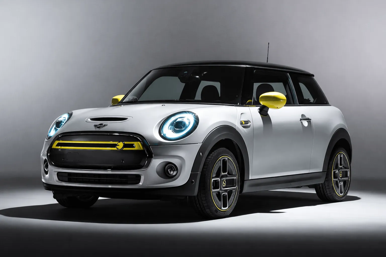 2025 MINI Cooper E