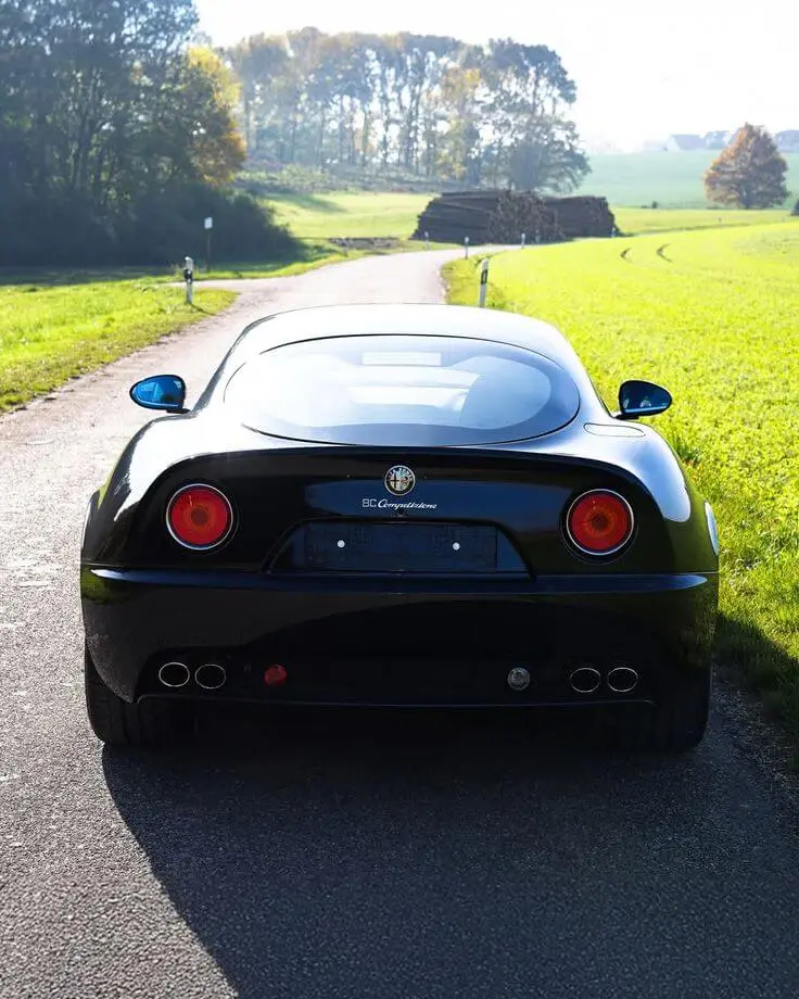 2009 Alfa Romeo 8C rear view