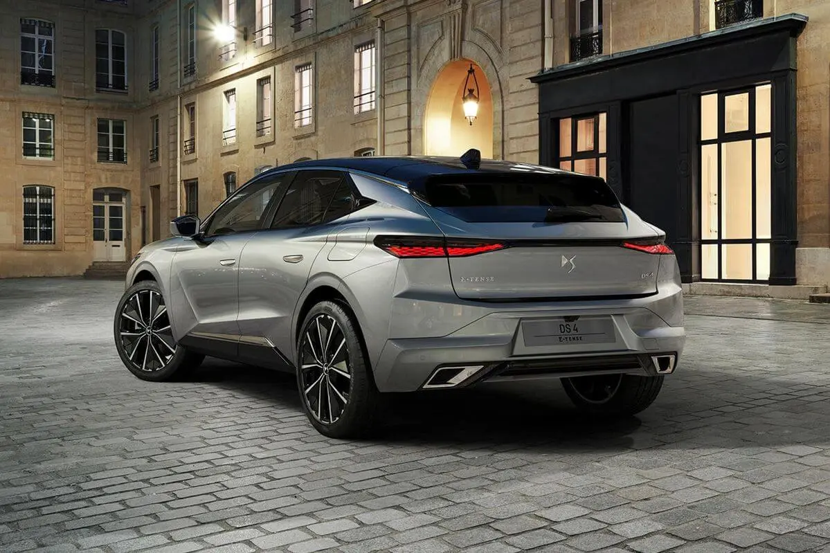 2023 Citroen DS4 rear view