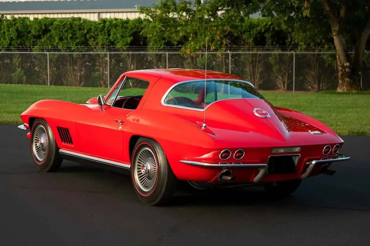 1966 Corvette C2 rear view