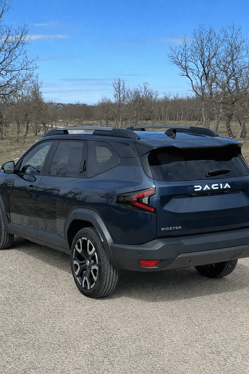 2025 Dacia Bigster rear view