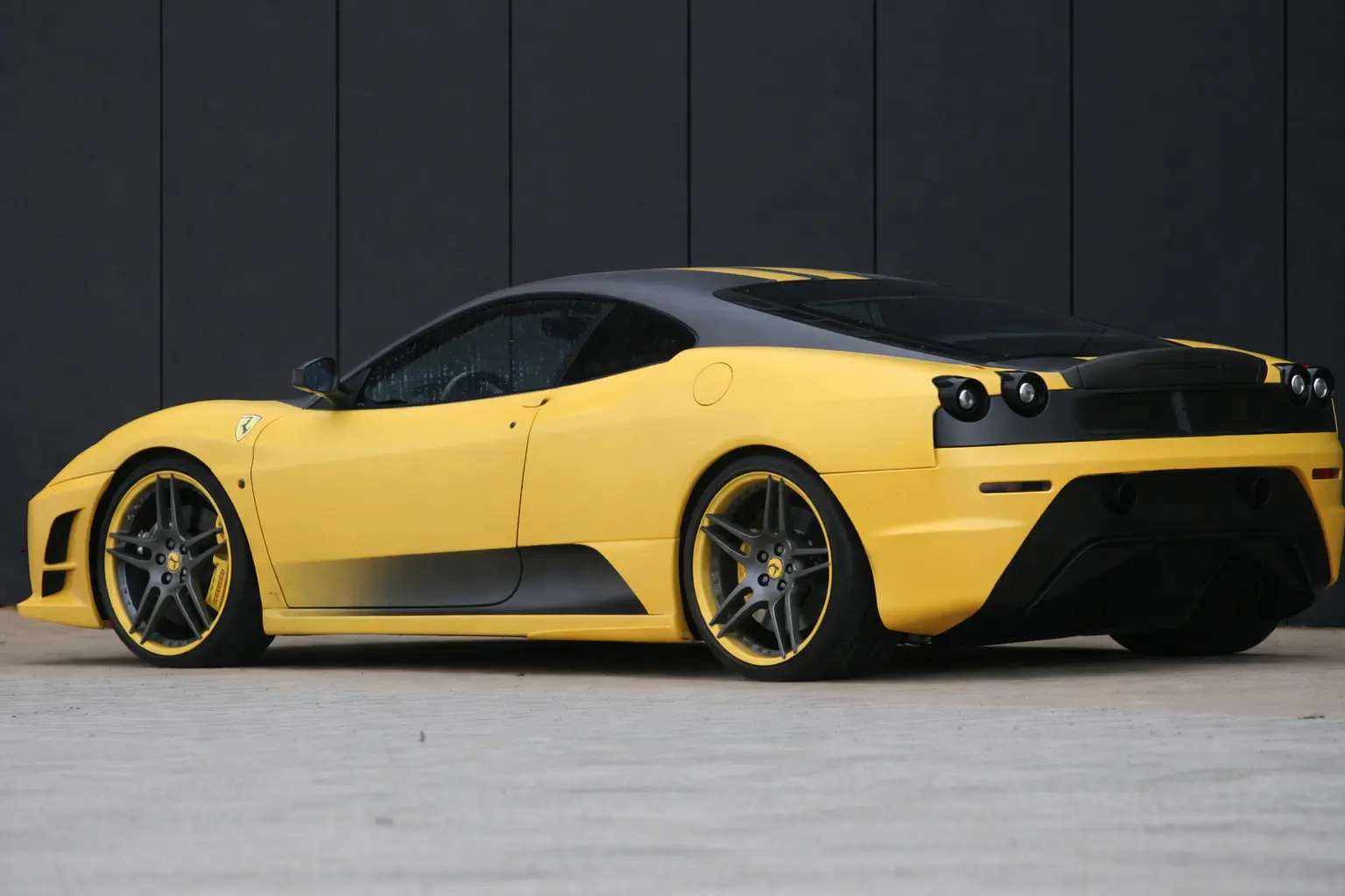 2009 Ferrari 430 Scuderia rear view