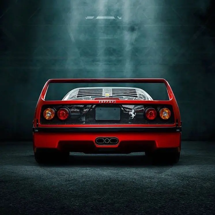 1990 Ferrari F40 rear view