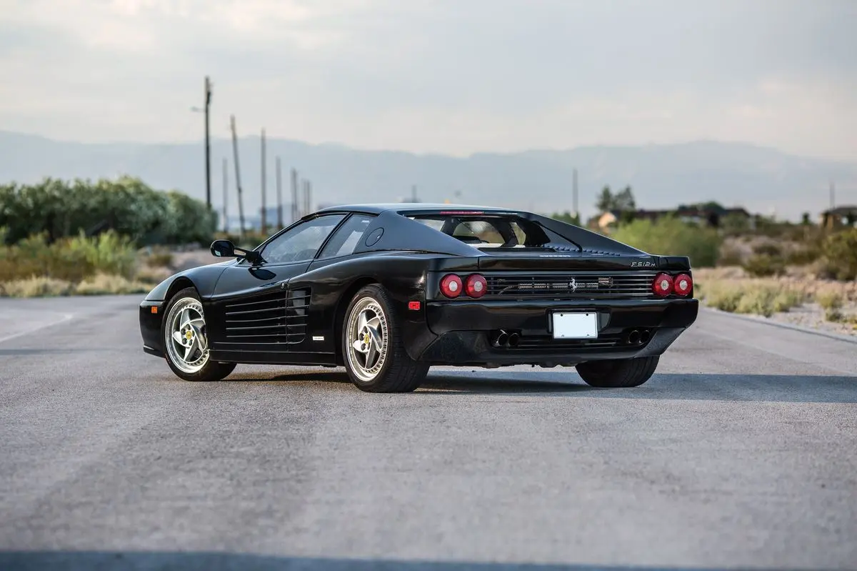 1996 Ferrari F512 rear view