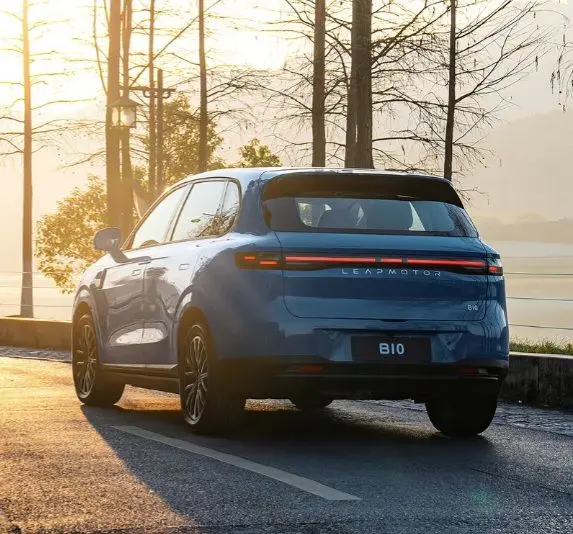2025 Leapmotor B10 rear view