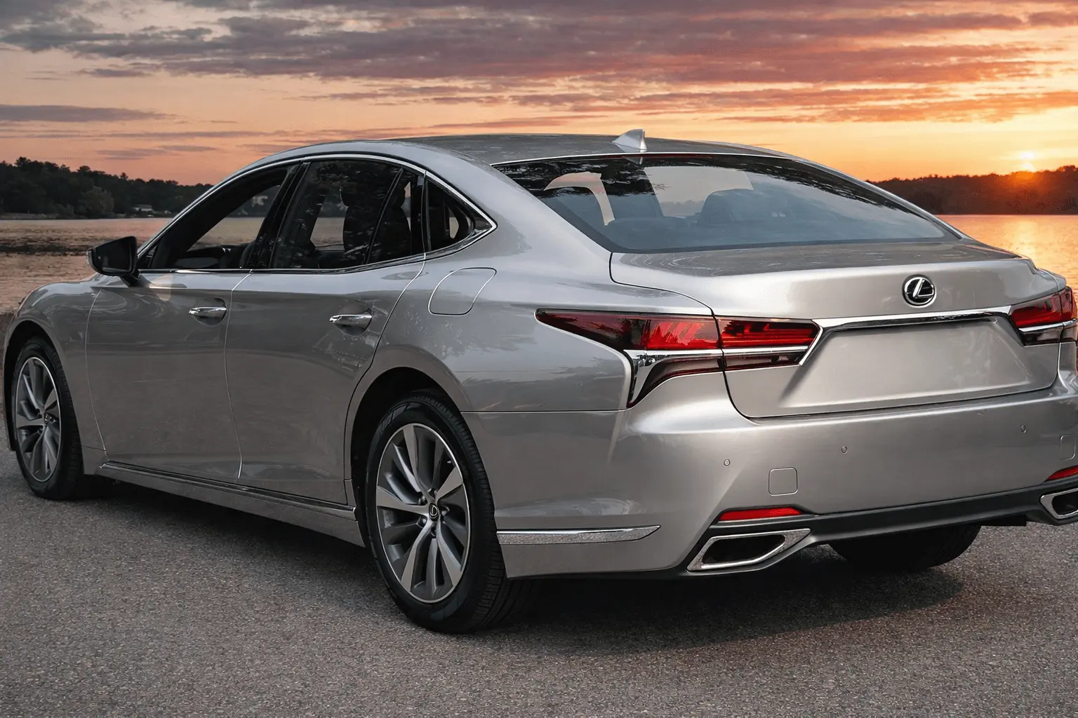 2023 Lexus LS 500 rear view