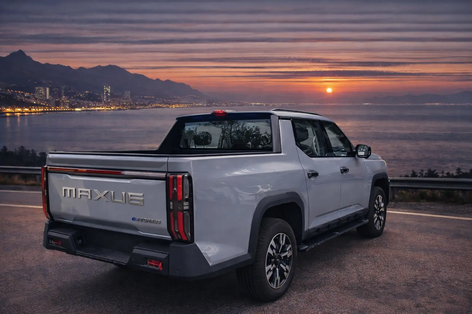 2025 Maxus eTERRON 9 rear view