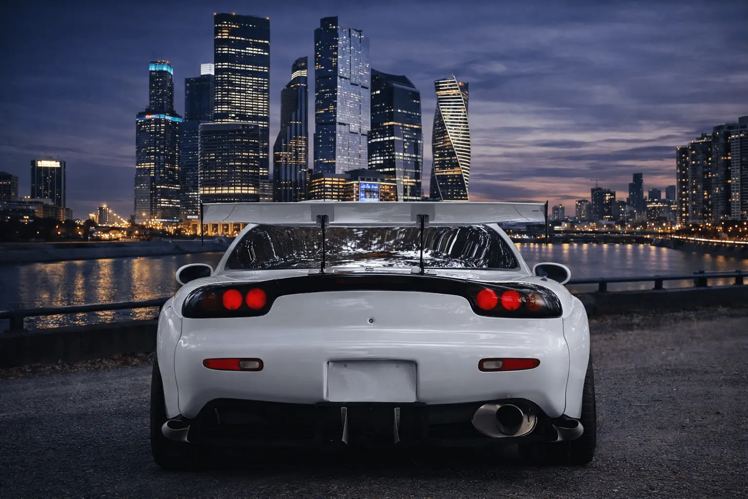 1993 Mazda RX-7 rear view