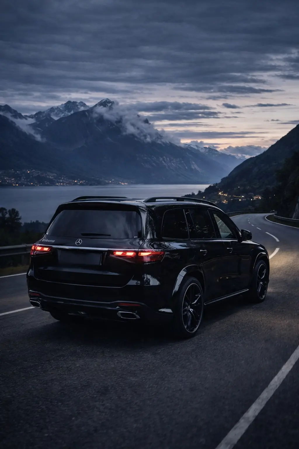 2025 Mercedes-Benz Maybach GLS rear view