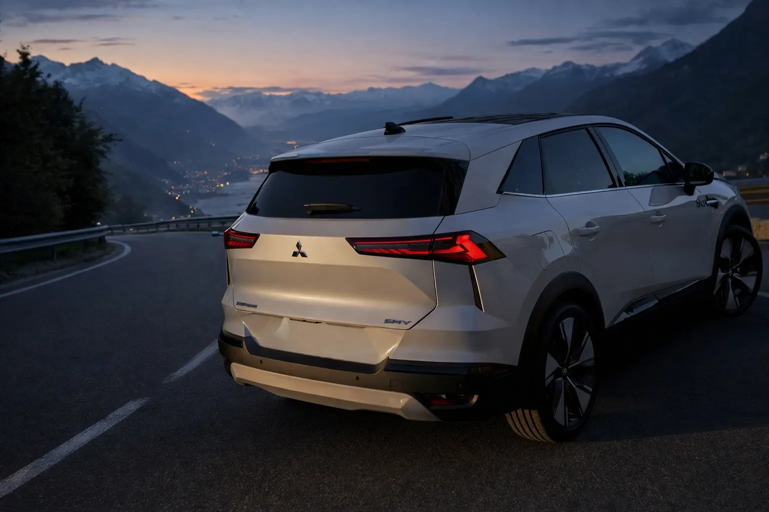 2025 Mitsubishi Grandis rear view