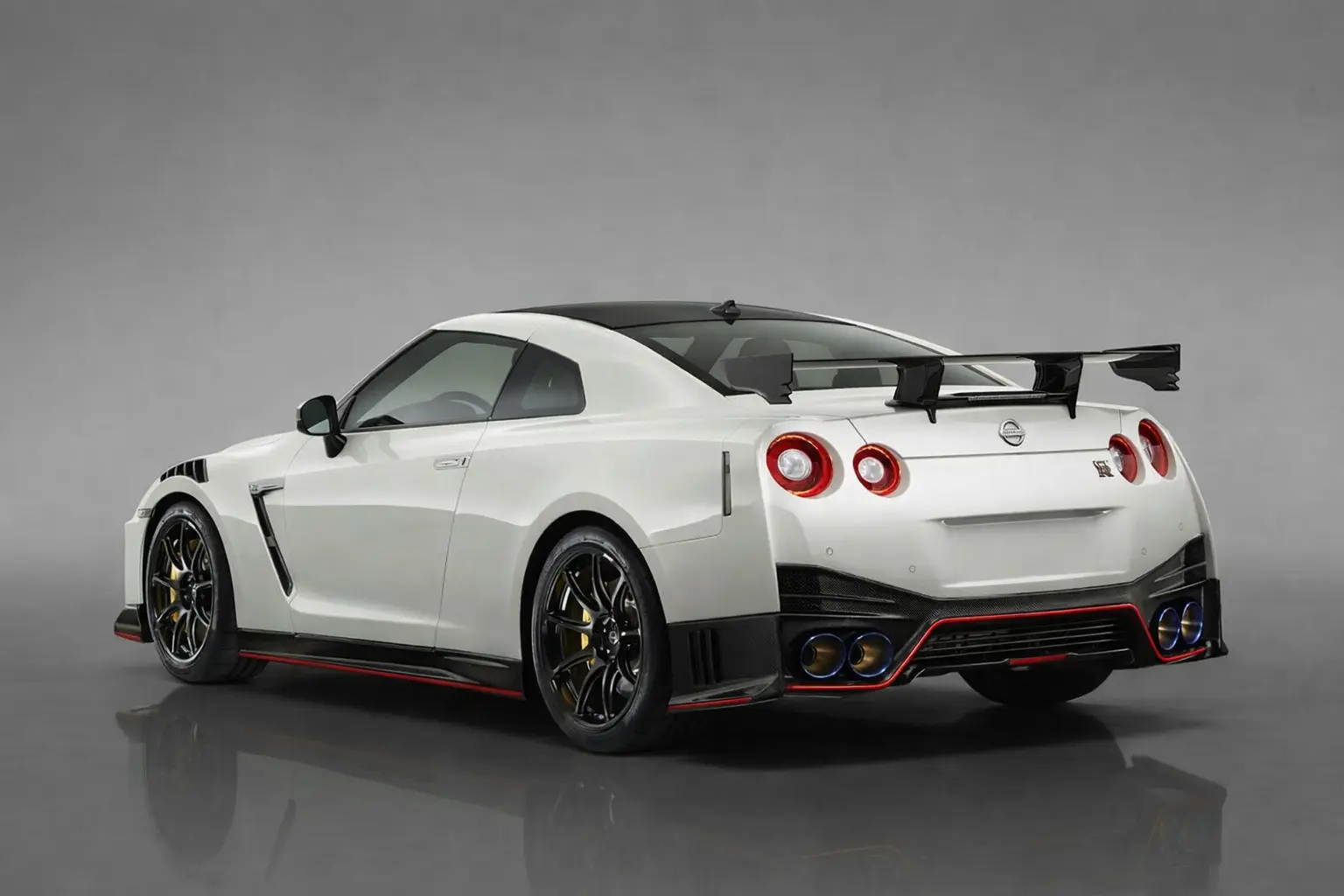 2013 Nissan GT-R rear view