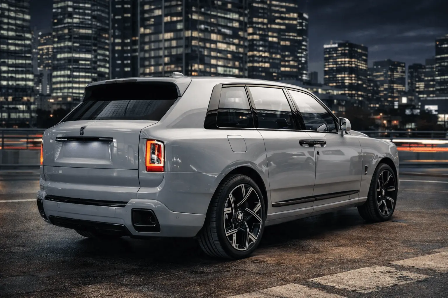 2024 Rolls-Royce Cullinan rear view