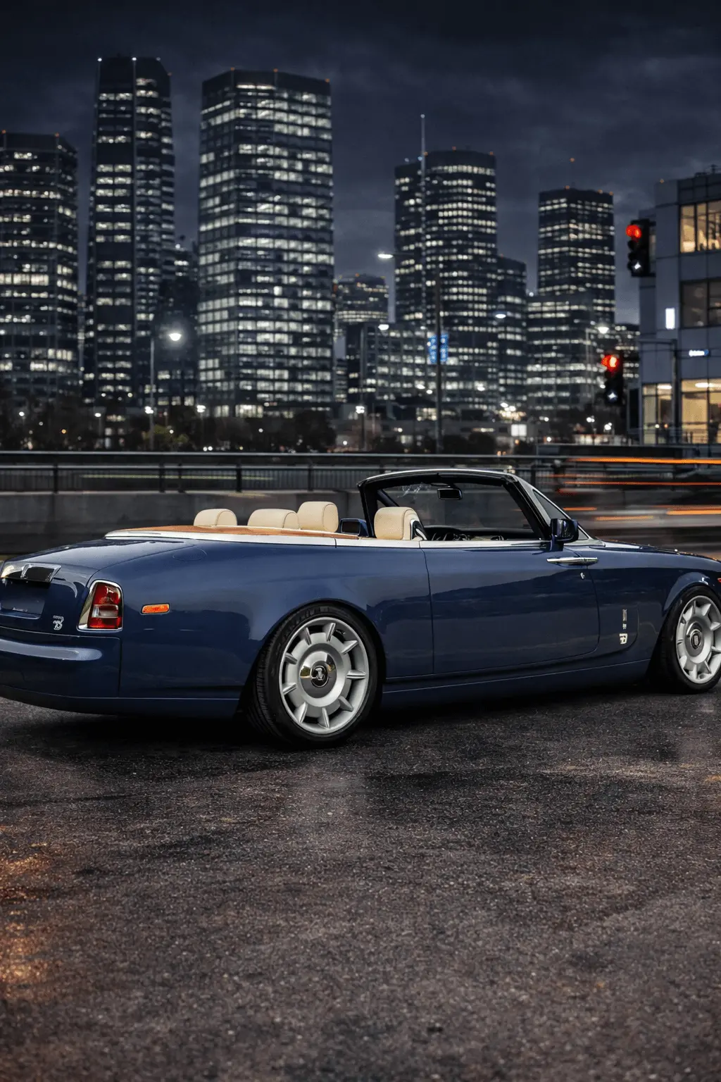 2007 Rolls-Royce Phantom Drophead rear view