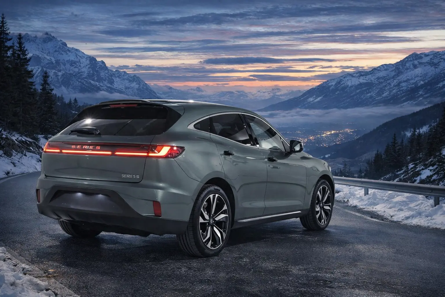 2024 Seres Seres 5 rear view