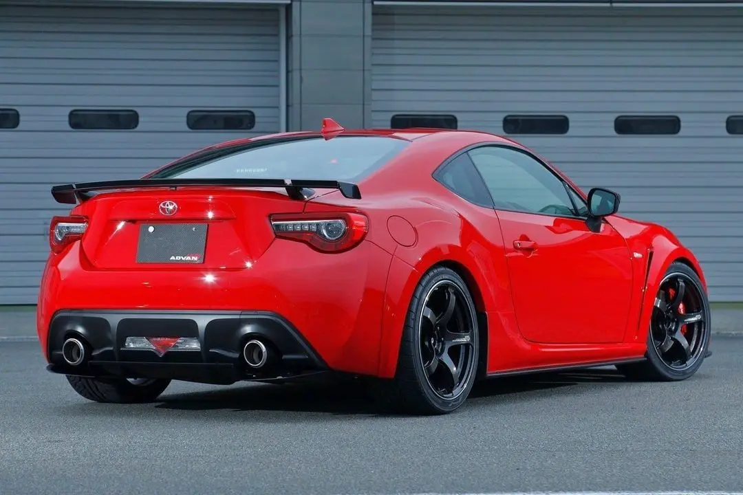 2013 Toyota GT86 rear view