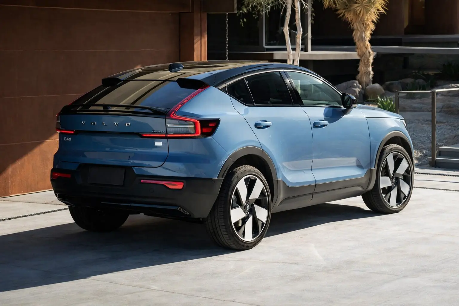 2023 Volvo EC40 rear view