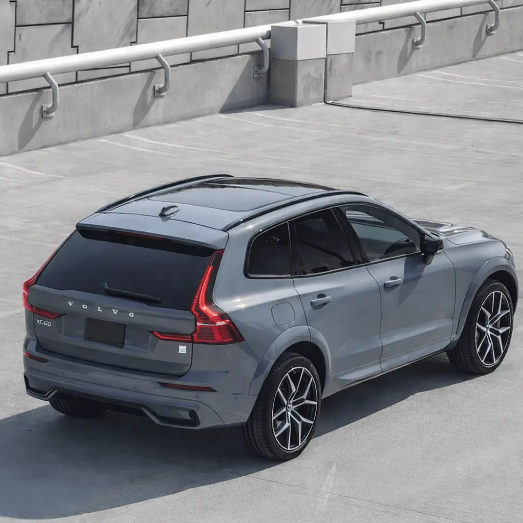 2021 Volvo XC60 rear view