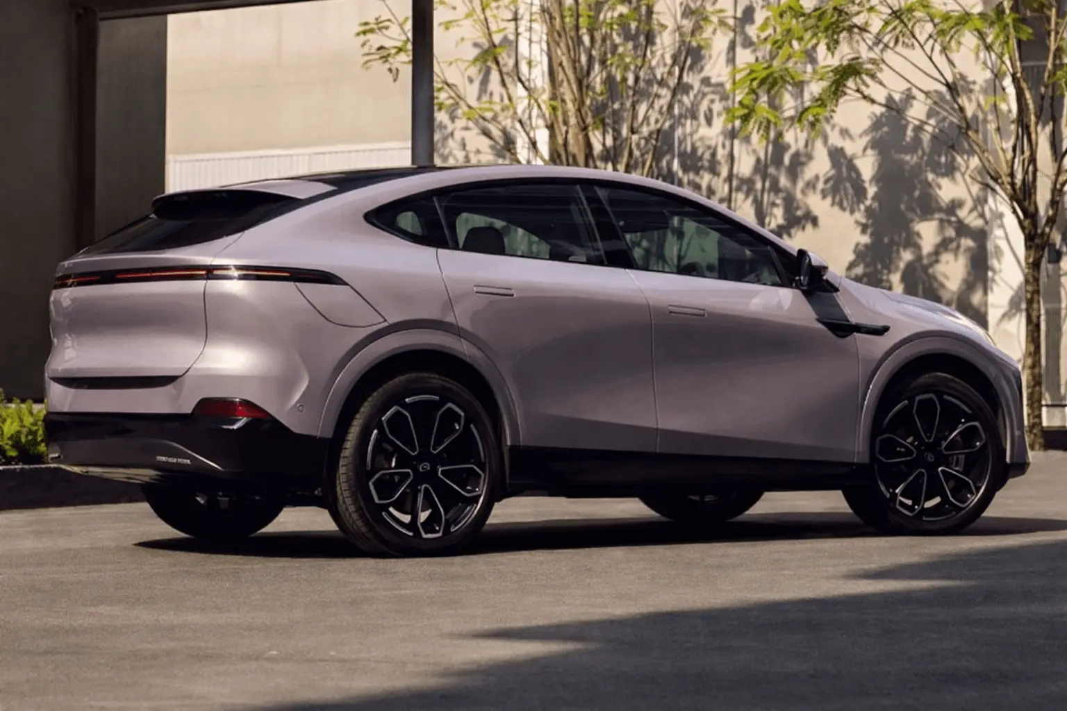 2025 Xpeng G6 rear view